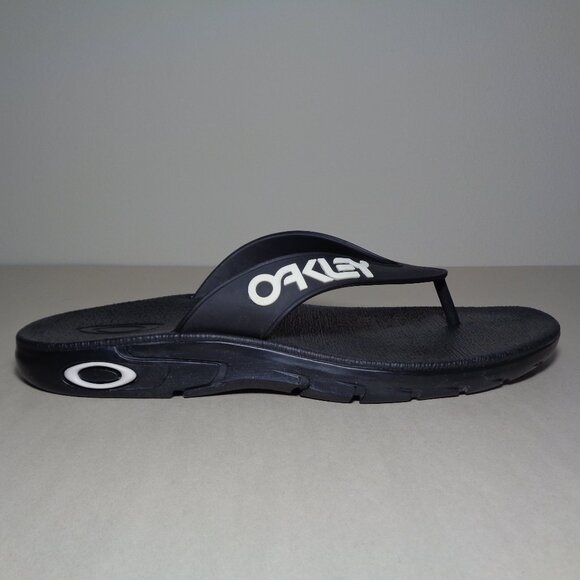 Oakley Size 13 M / B1B / Black / Flip Flop Sandals / New Men\'s Shoes main image 16